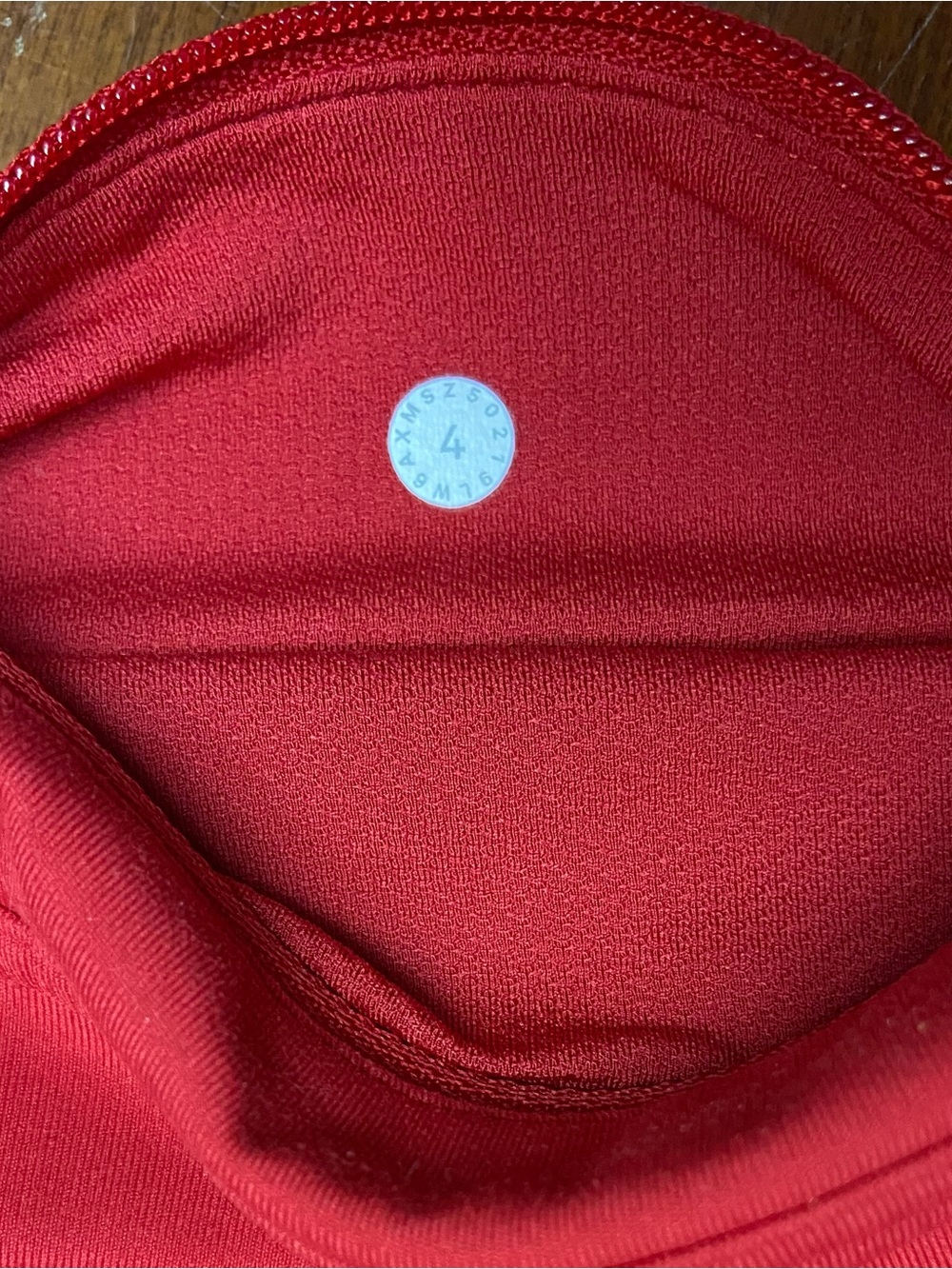 Lululemon Fast and Free High-Rise Crop Leggings 21” with
5 Pockets Red Size 4 - Picture 3 of 11